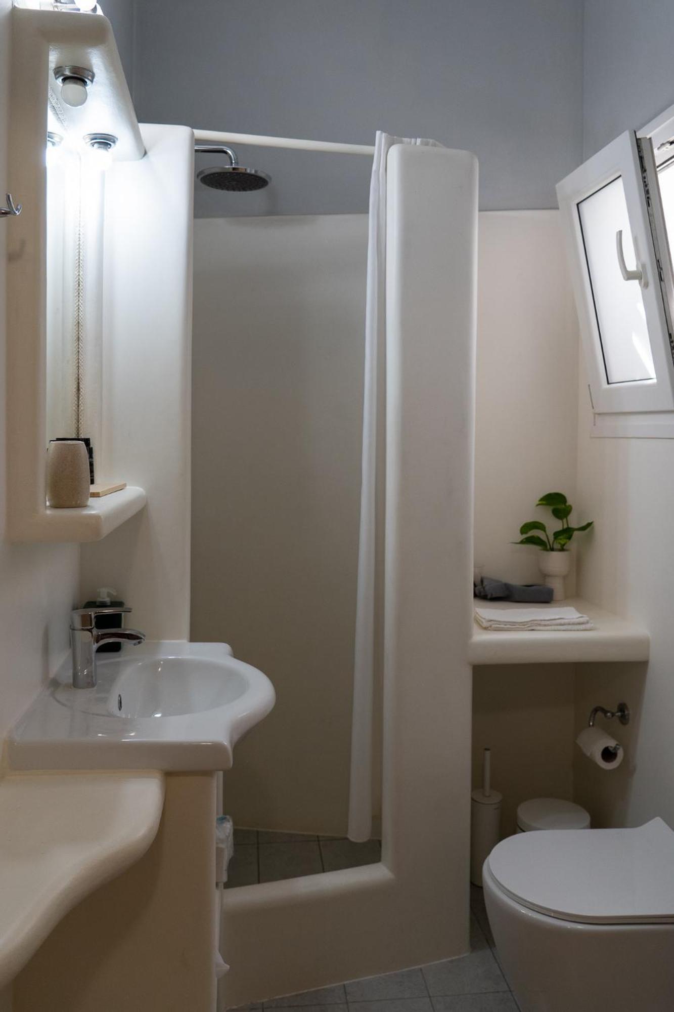 Aggelos Apartament *